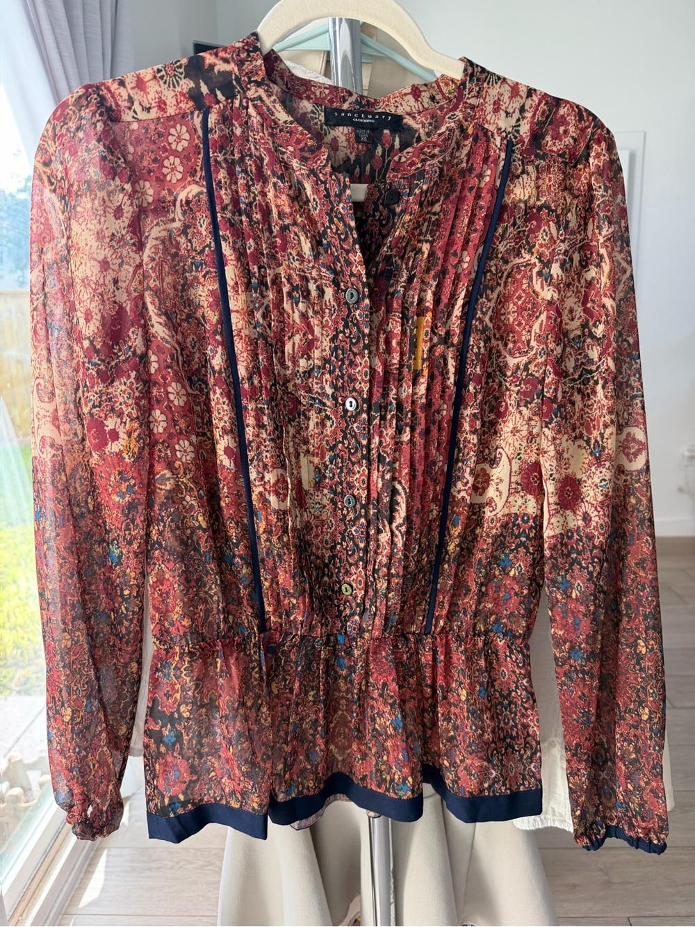 Sanctuary Red Paisley Pintuck Button-Front Blouse
